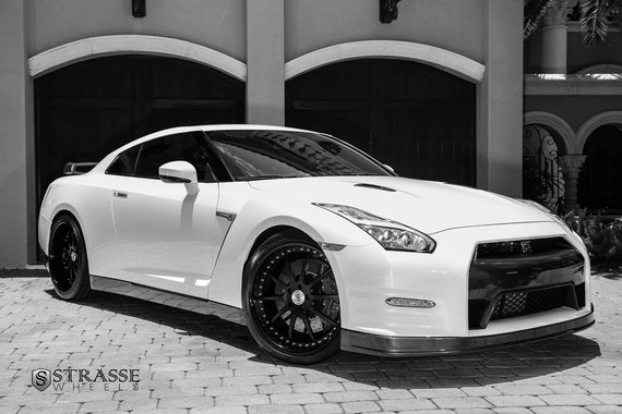 Cartel De Skyline De Gt R R35 Gtr Derecho Delantero Blanco En Strasse Ruedas B W La Impresión De Hd