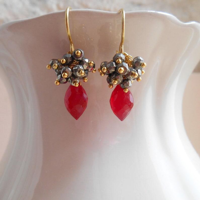 Lorena Red Gemstone Cluster Earrings Gray Grey Red Dangle Drop - Etsy