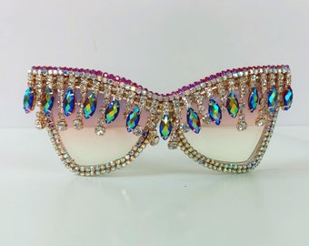 Pink & Gold AB Diamanté Embellished Eyewear. Jewelled Embellished Bling Cat Eye Retro Style Sunnies Sunglasses Accessories