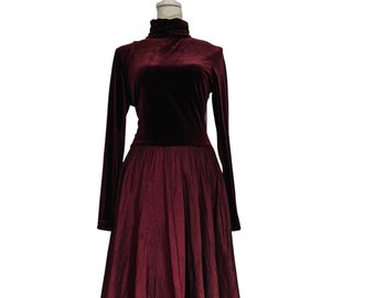 80s Crimson Velvet Gown Luxurious Turtleneck Iridescent Dress Bonnie Strauss Formal