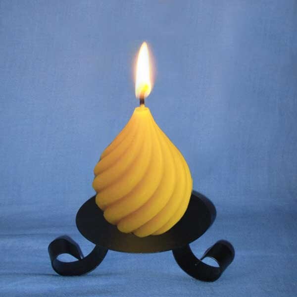 Bougie Naturelle Moulée en Cire d'abeille Goutte Torsadée