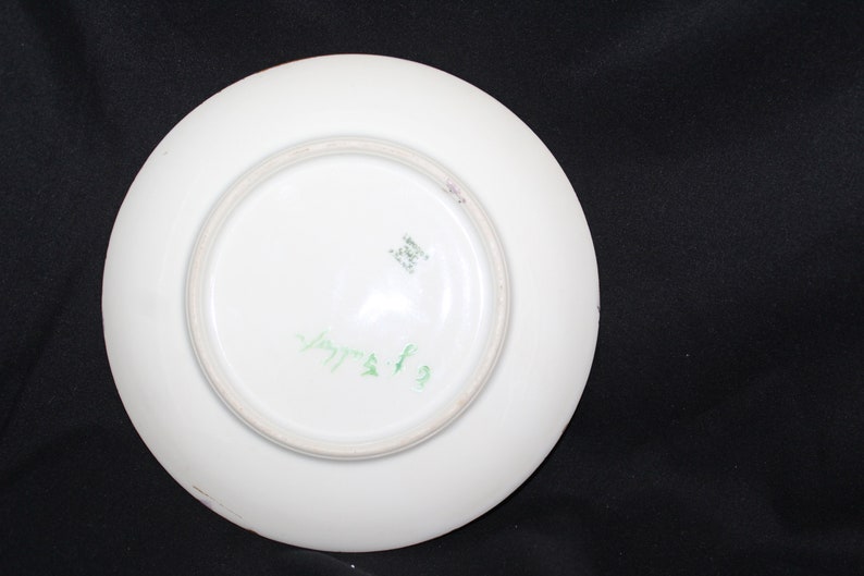 LIMOGES collectable plate Made In France Believed to be 1905 to 1930 Hand Painted Purple Violets Pansies Yellow