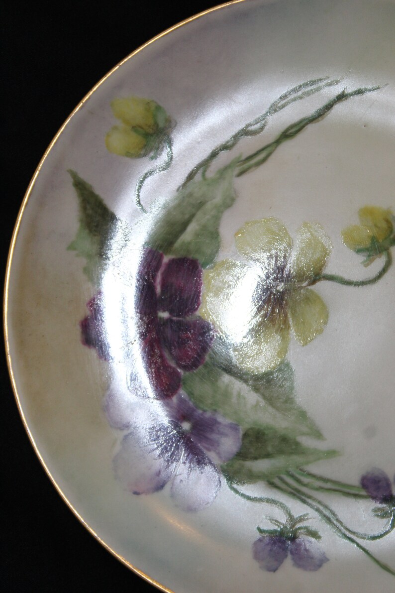 LIMOGES collectable plate Made In France Believed to be 1905 to 1930 Hand Painted Purple Violets Pansies Yellow