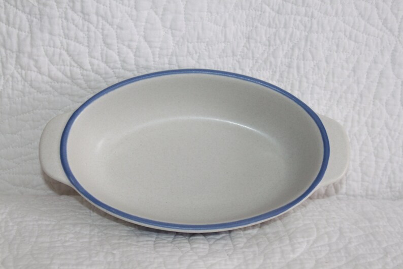 K5 Yorktowne by Pfaltzgraff Stoneware Oval Au Gratin Casserole Serving Dish