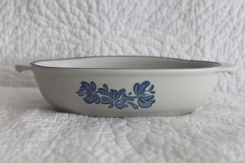 K5 Yorktowne by Pfaltzgraff Stoneware Oval Au Gratin Casserole Serving Dish