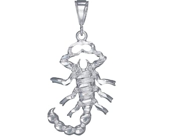 Collar colgante de encanto de escorpión de plata de ley 2.2 pulgadas 7 gramos con acabado de corte de diamante y cadena de fígaro de 24 pulgadas