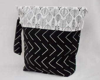 Leaves and Black/White Mudcloth Wet Bag