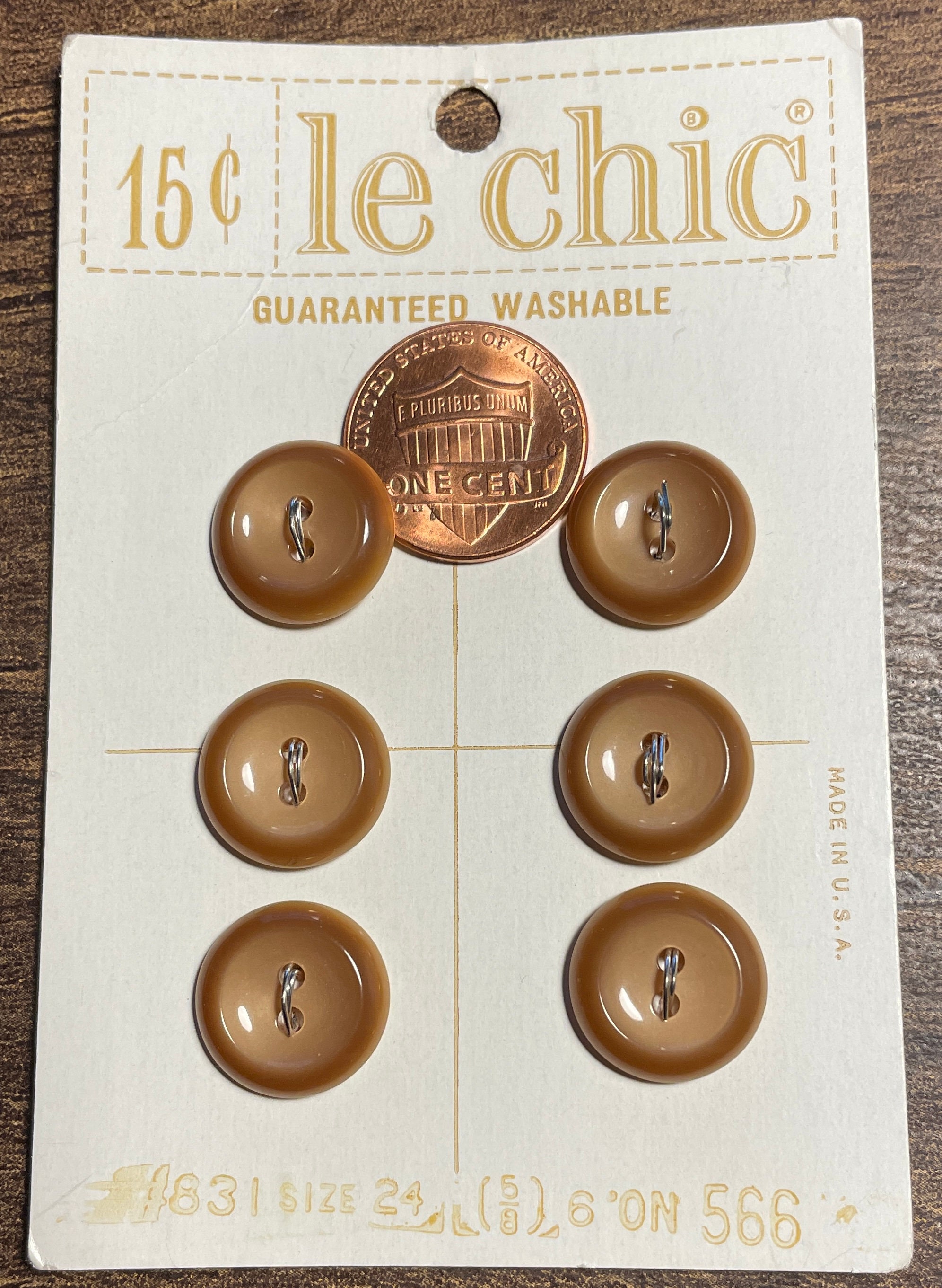 Set of 6 Vintage Le Chic Glossy Light Brown Plastic 2-hole