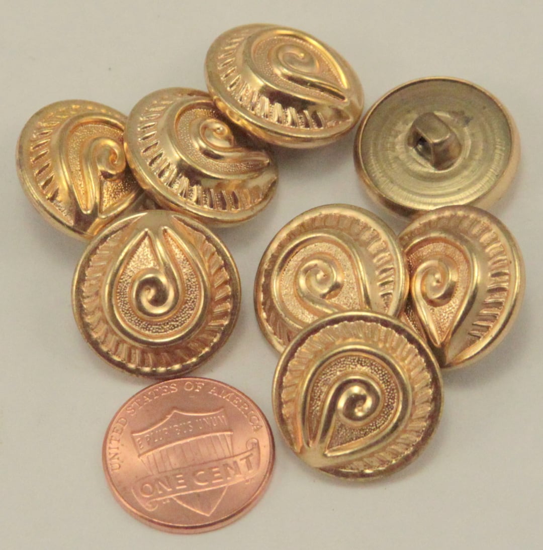 Lot of 8 Vintage Domed Puffed Hollow Gold Tone Metal Shank