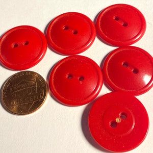 Set of 6 Vintage Rimmed Glossy Bright Red 2-hole Sew-through Plastic Buttons 7/8&quot; 22.5mm 14805