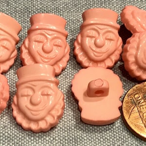 8 Shiny Pink Clown Face Plastic Shank Novelty Buttons 11/16&quot; 17.5mm Tall # 8146