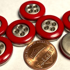 7 Glossy Red Silver Tone Metallized Back Plastic 4-hole Sew-through Buttons 18mm 11/16&quot; 12729