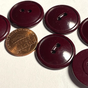 Set of 6 Vintage Rimmed Glossy Dark Burgundy Red 2-hole Sew-through Plastic Buttons 7/8&quot; 23mm 14806
