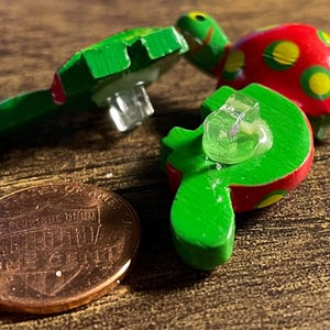 Lot of 3 Vintage NOS JHB Hand-painted Red Green Turtle Tortoise Animal Novelty Children&#39;s Plastic Shank Buttons Just Over 1&quot; 26mm Long 14945