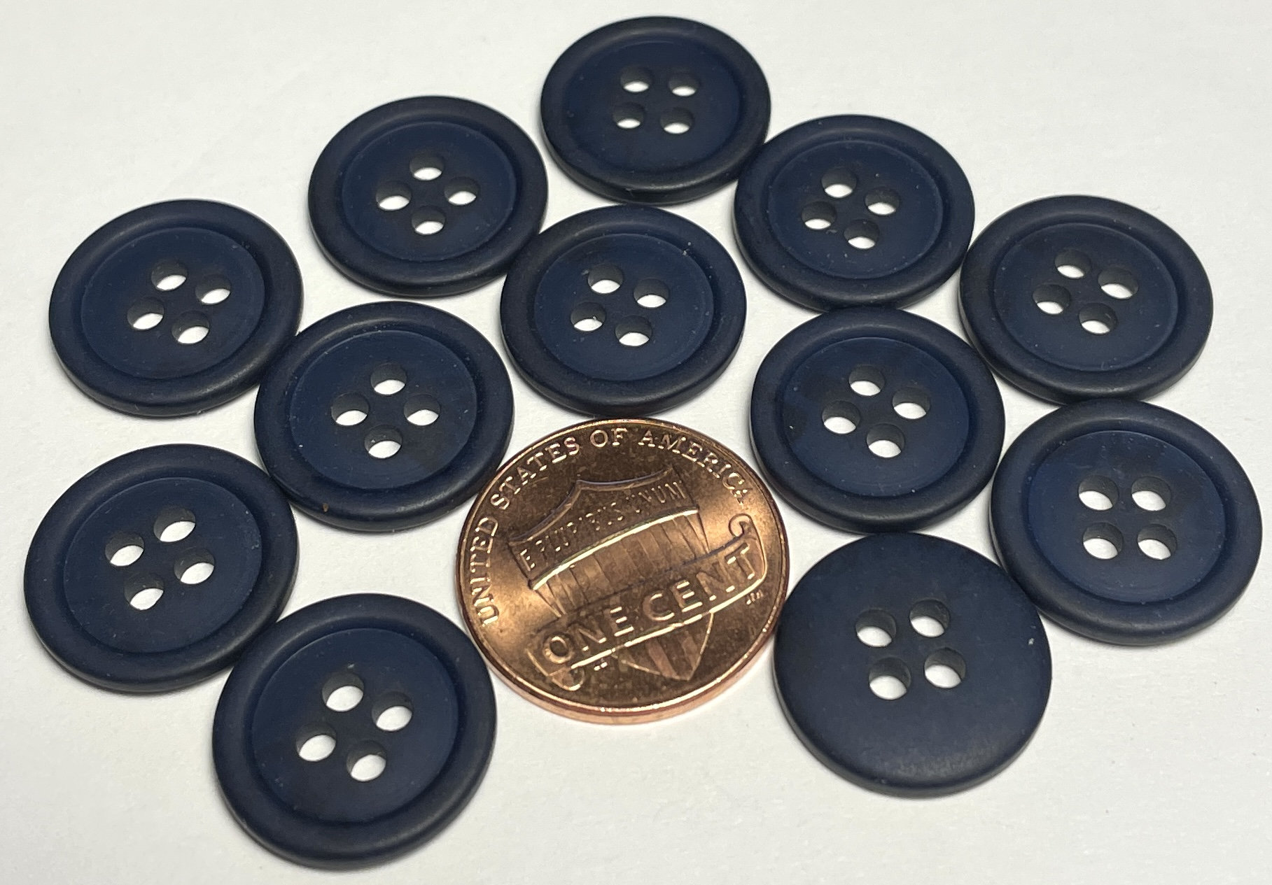 12 Matte Dull Off-white Plastic 4-hole Sew-through Buttons 7/8