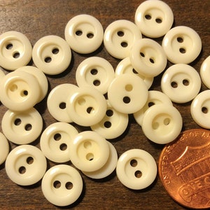 24 Small Shiny Cream Sew-through Plastic Buttons 3/8" 9mm # 10322