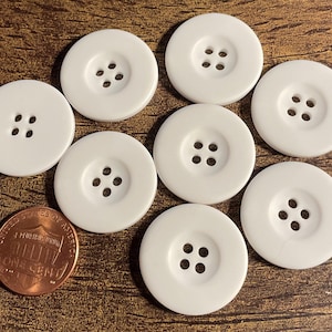 Set of 8 Vintage NOS Dull Matte White Sew-through 4-hole Plastic Buttons 7/8&quot; 23mm 16119