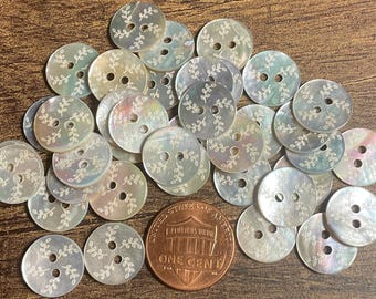 Set of 8 Silver Gray Lasered MOP Abalone Shell 2-hole Buttons 13mm 1/2" 17512