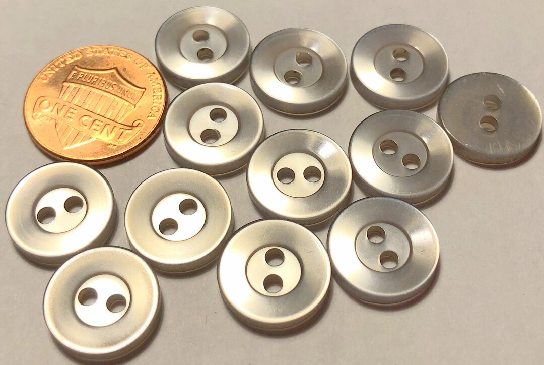 12 Pearlized Silver Gray Plastic Sewthrough 2hole Buttons Just Over 1/2 13mm 10499 Etsy