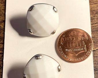 Set of 2 Vintage NOS On Card Streamline Square Domed Faceted Glossy White Silver Tone Plastic Shank Buttons 3/4" 19mm Corner to Corner 15176