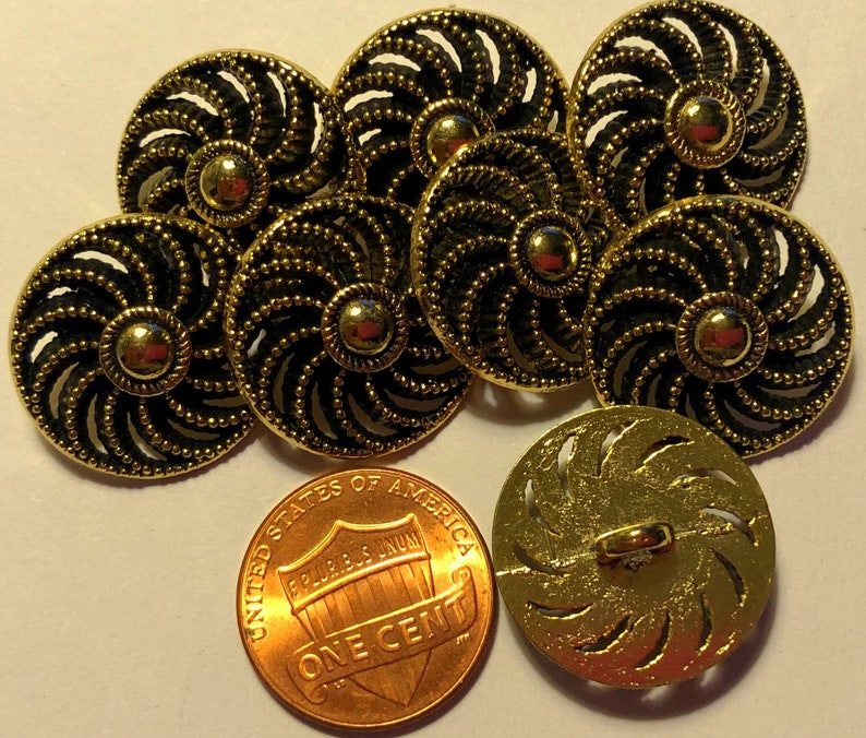 Lot of 8 Pierced Shiny Pale Gold Tone Metal Black Accent Shank Buttons 1316 20mm # 6879