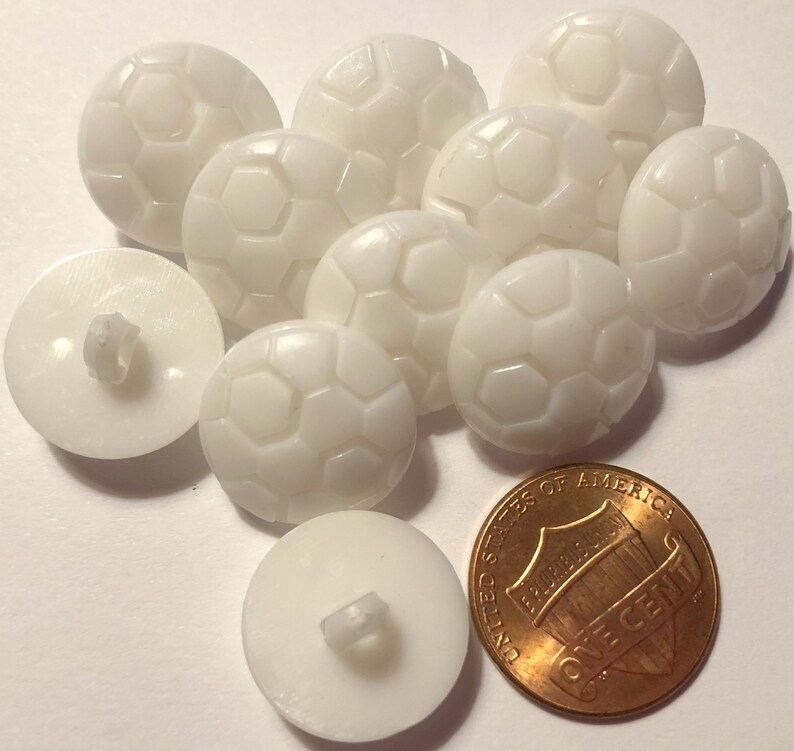 11 White Plastic Soccer Ball Sports Shank Buttons 16mm 5/8