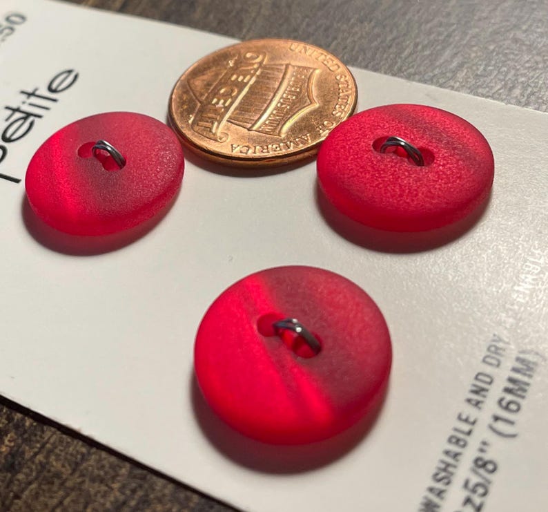 Set of 4 Vintage Red 2-hole Plastic Buttons 15mm Almost 5/8