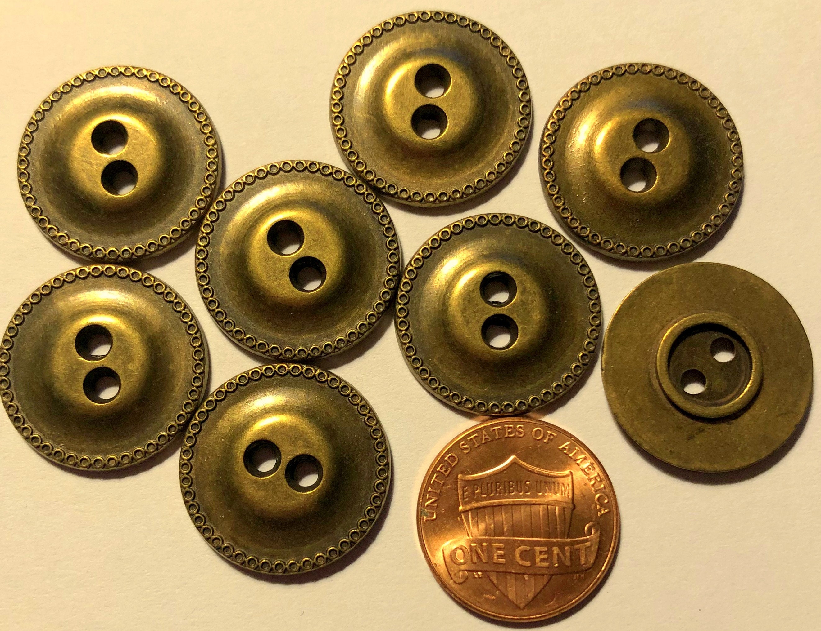 Lot of 8 Antiqued Brass Tone Metal Sew-through Buttons 13/16 21mm