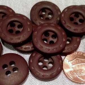 Lot of 12 &quot;Carved&quot; Dark Brown Thick Plastic 4-hole Sew-through Buttons 3/4&quot; 19mm # 7510