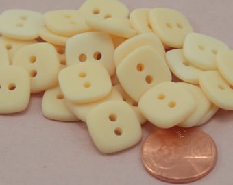 Lot of 24 Square Matte Creamy Pale Yellow Plastic Sew-through Buttons 1/2" 13mm (#6357)