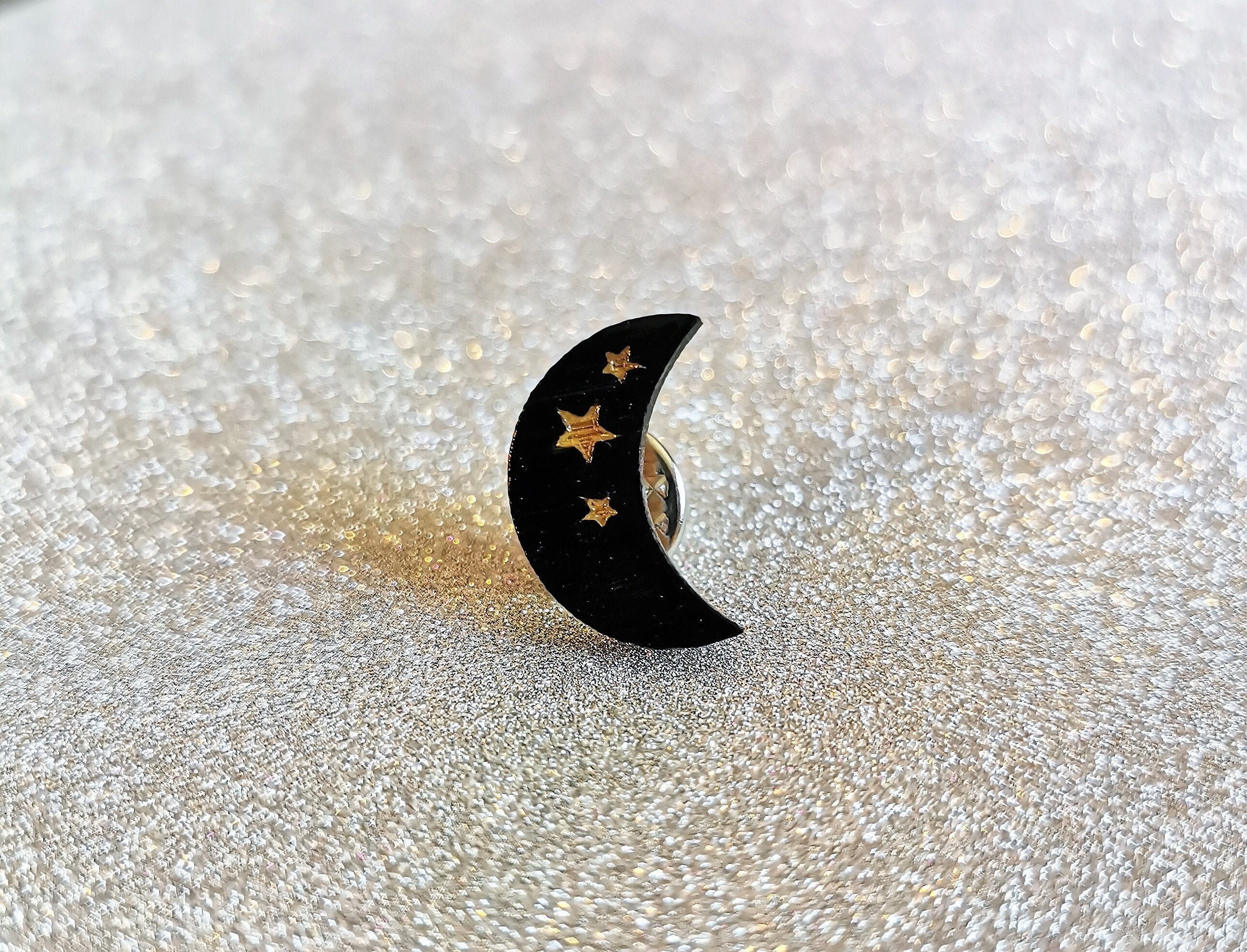 Lunar Pin in Black