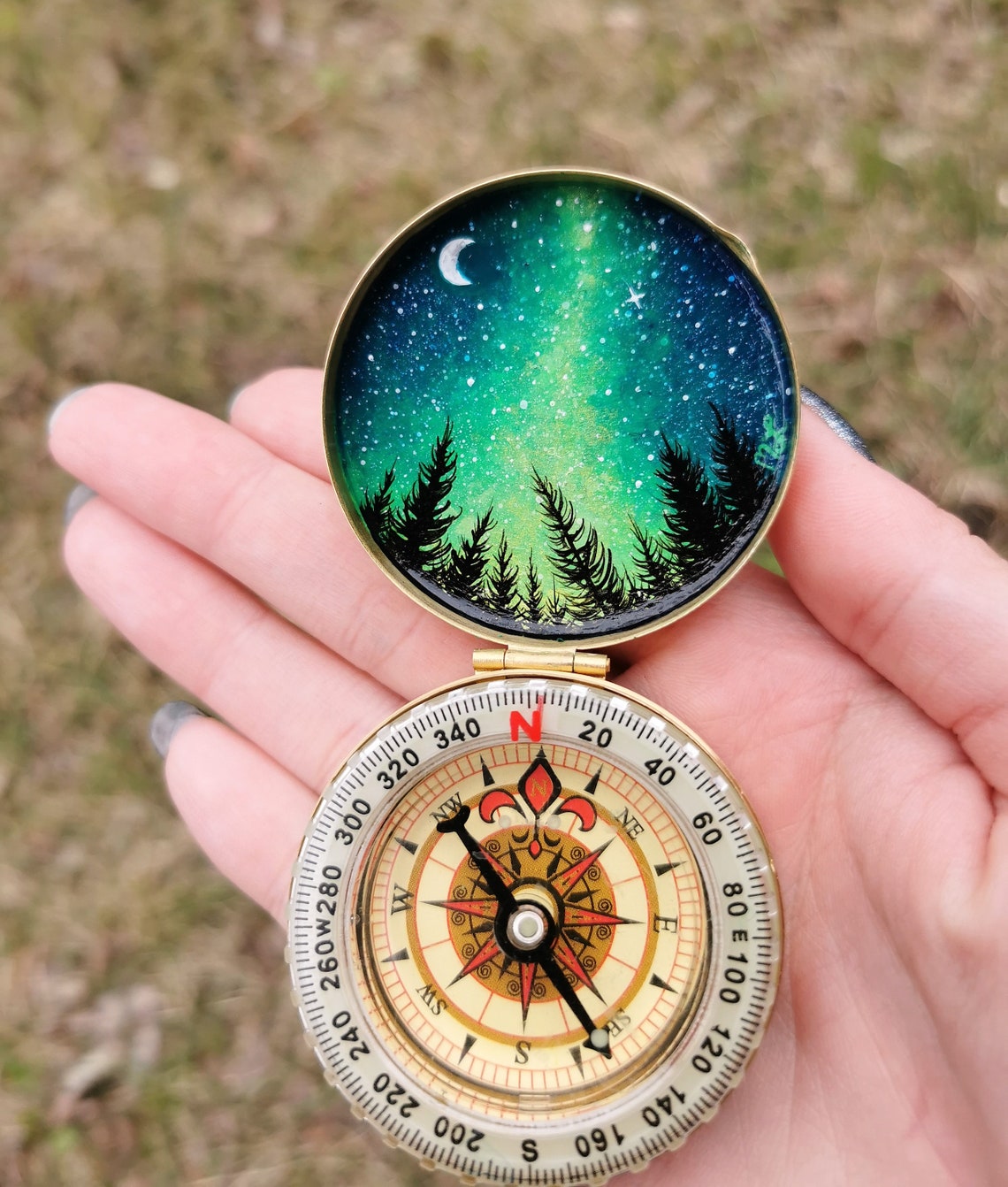 Hand Painted Pocket Compass Green Sky Compass Shooting Star Etsy