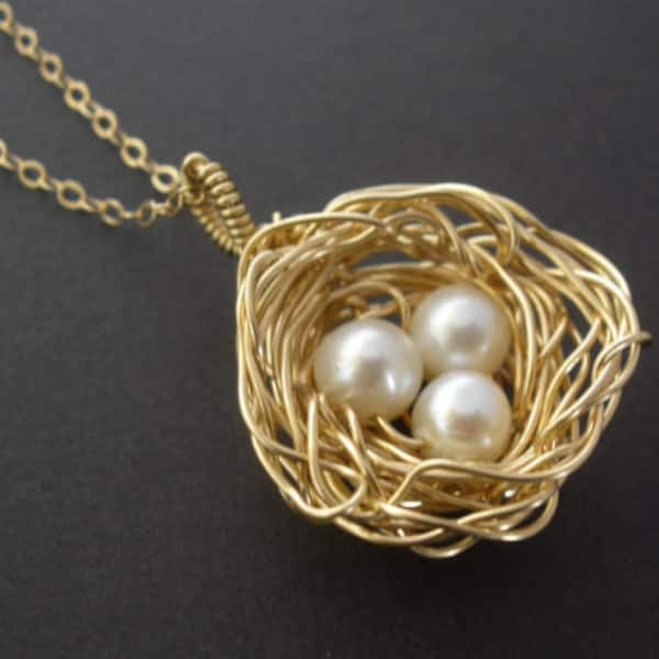 Mother's Necklace, Mother's Jewelry, Mother's Gift, Swarovski Pearl, Gold Filled Chain, Bird, Wire Wrapped, Nest Necklace, Friend Gift