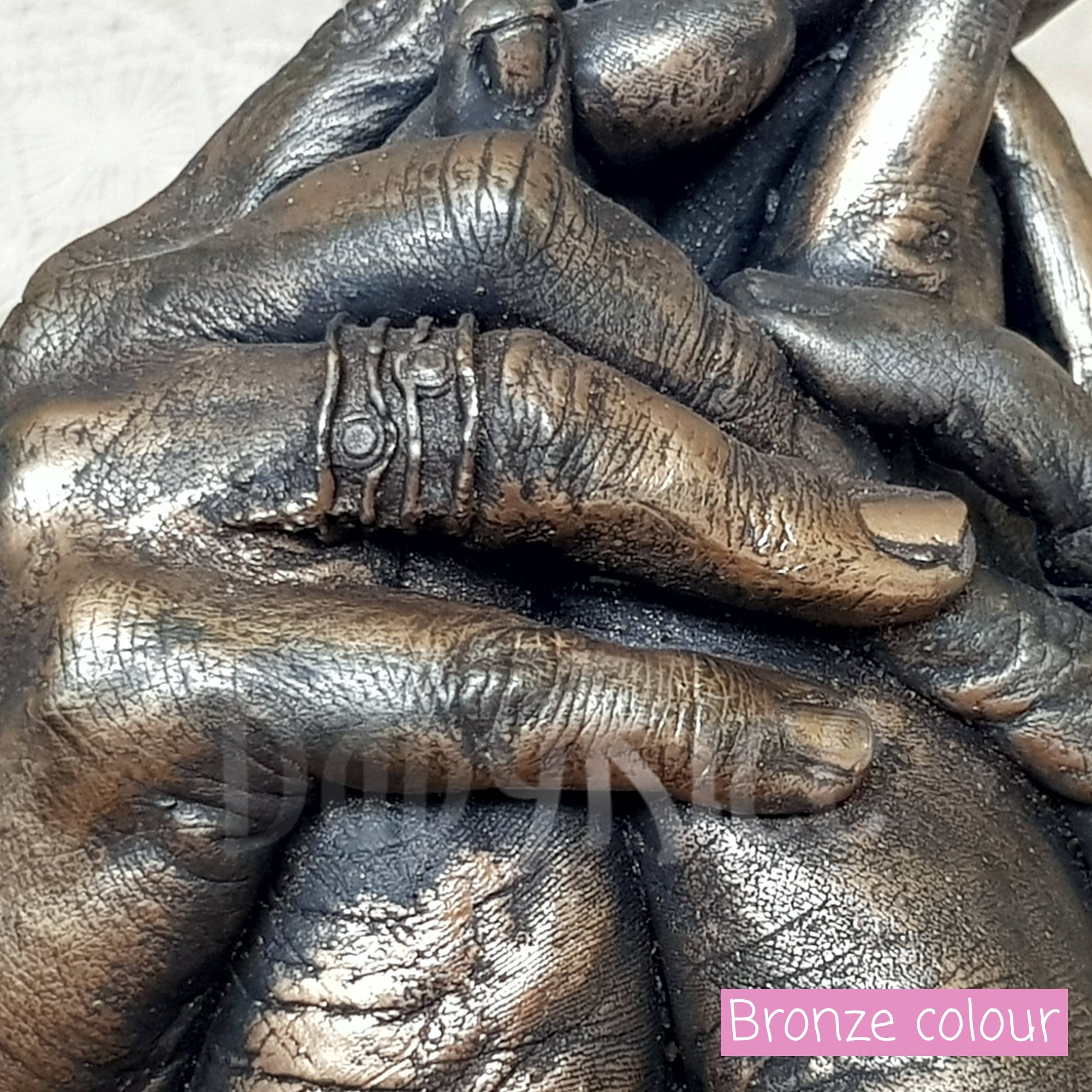 Couple Holding Hand Casting Kit DIY 3D Adult Hands Impression Mould Plaster  Cast With Paint & Metallic Wax Memory Keepsake Valentine's Gift -   Sweden