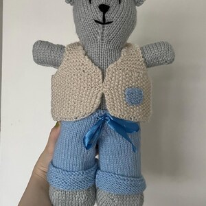 Benny den stickade nallebjörnen
