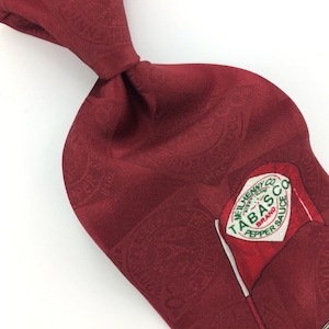 Tabasco Made In Usa Tie Golf Club Bag Balls Maroon Silk Necktie N4-285 Novelty Excellent Cravate de fantaisie Corbata de la novedad
