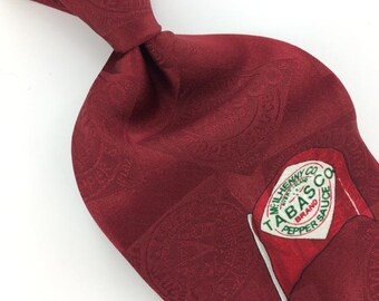 Tabasco Made In Usa Tie Golf Club Bag Balls Maroon Silk Necktie N4-285 Novelty Excellent Cravate de fantaisie Corbata de la novedad