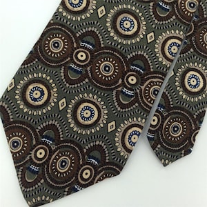 Unicef American Vintage Ornament Jewelry Silk Grn Brn Neck Tie N1-53 Euc Excellent Cravate de fantaisie Corbata de la novedad