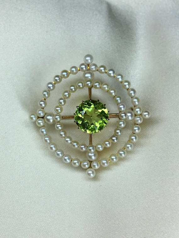 Antique Natural Gem Quality Peridot and Pearl Bro… - image 1