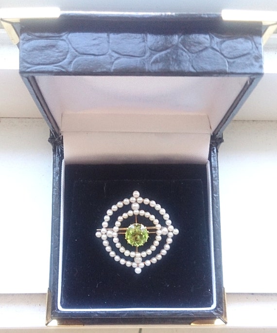 Antique Natural Gem Quality Peridot and Pearl Bro… - image 5