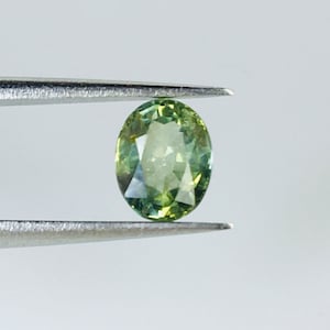 Natural Mint Sapphire 0.70 carat • Genuine Loose Sapphire • Oval Shape Faceted Unmounted Sapphire- September Birthstone - Jewelry Maker