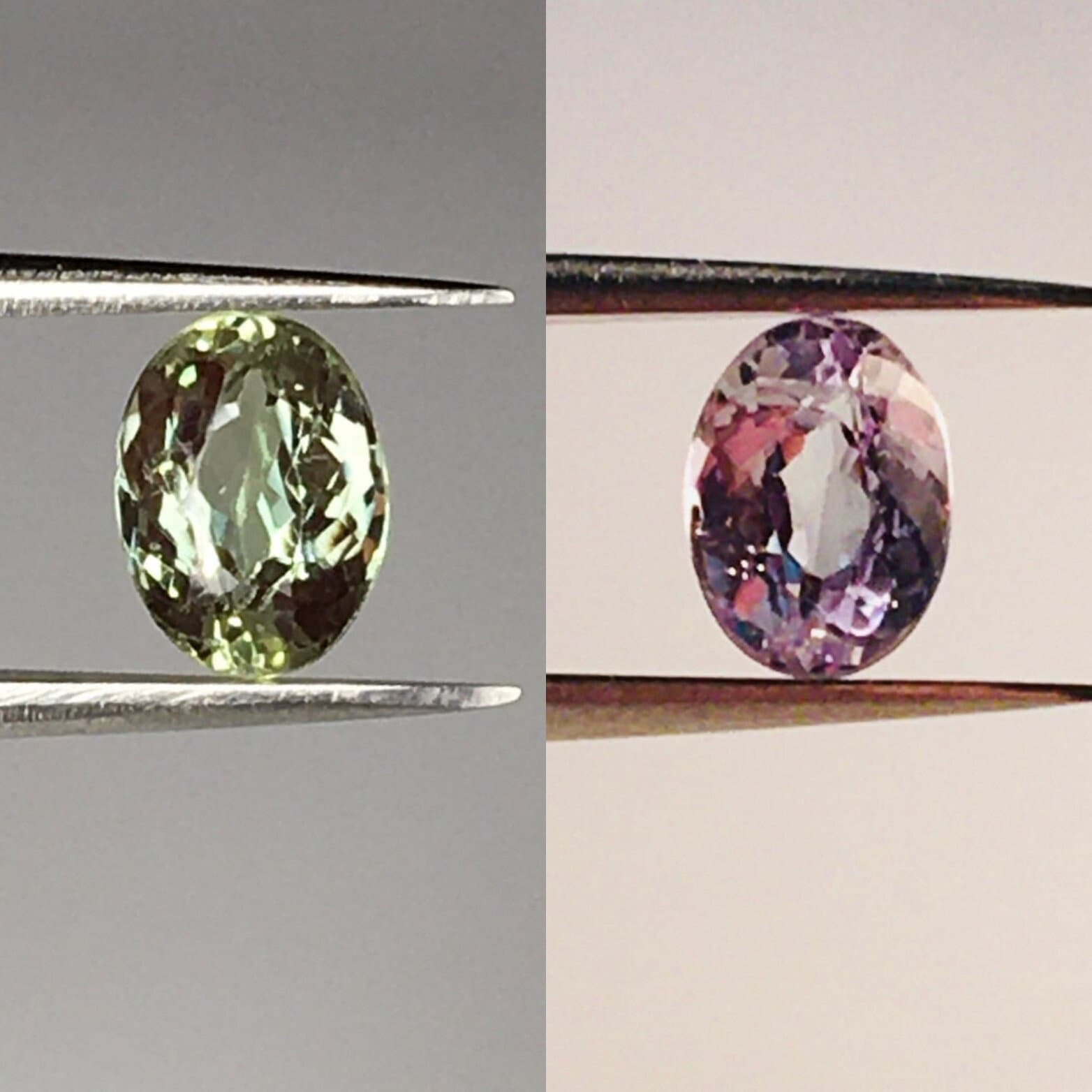 天然石　アレキサンドライト 天然アレキサンドライト 0.88 カラット オーバルシェイプ