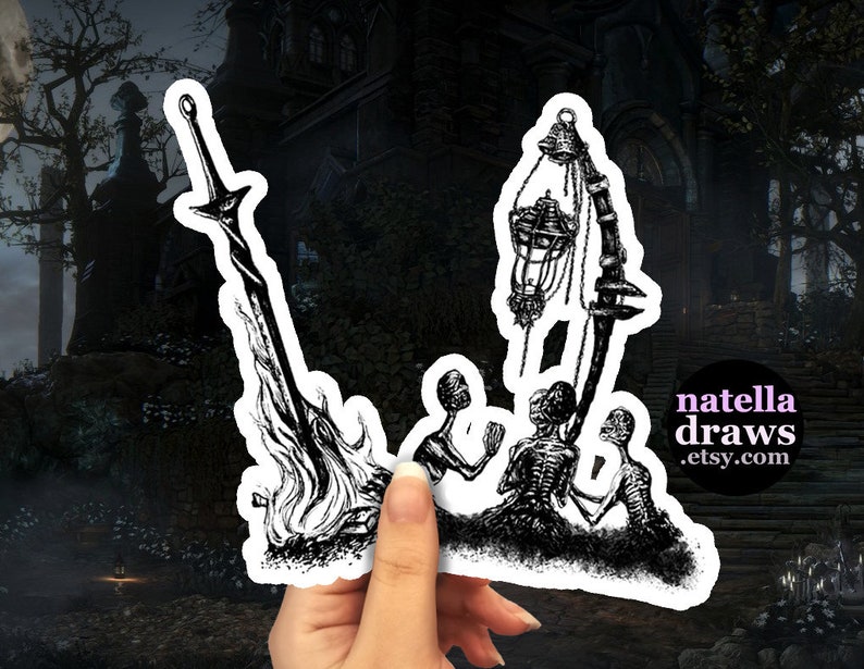K&ouml;nnte beinhalten: Schwarzwei&szlig;-Illustration eines Schwertes, einer Laterne und drei Skelettfiguren. Die Figuren stehen um ein Feuer herum. Das Bild ist auf wei&szlig;em Hintergrund mit schwarzem Rand.