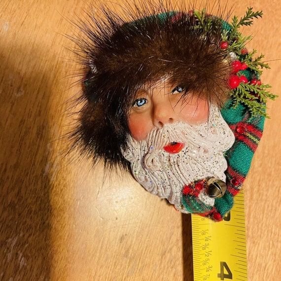 Beard Santa Claus Head Brooch Pin Plaid Green Hat… - image 9