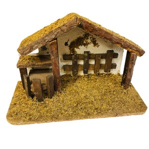 Rustic Handmade Wooden Nativity Stable With Moss Accents For Christmas 1&quot;
