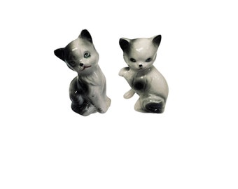 Vintage Ceramic Porcelain Cat Kitten Figurine Japan 3 1/2" Black White