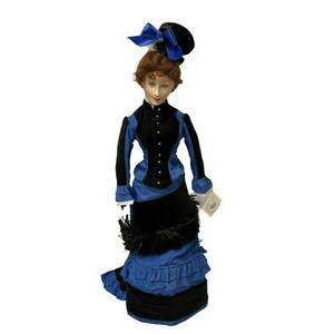 Smithsonian Elizabeth Doll 1876 150th Anniversary Collectible Porcelain 18&quot;