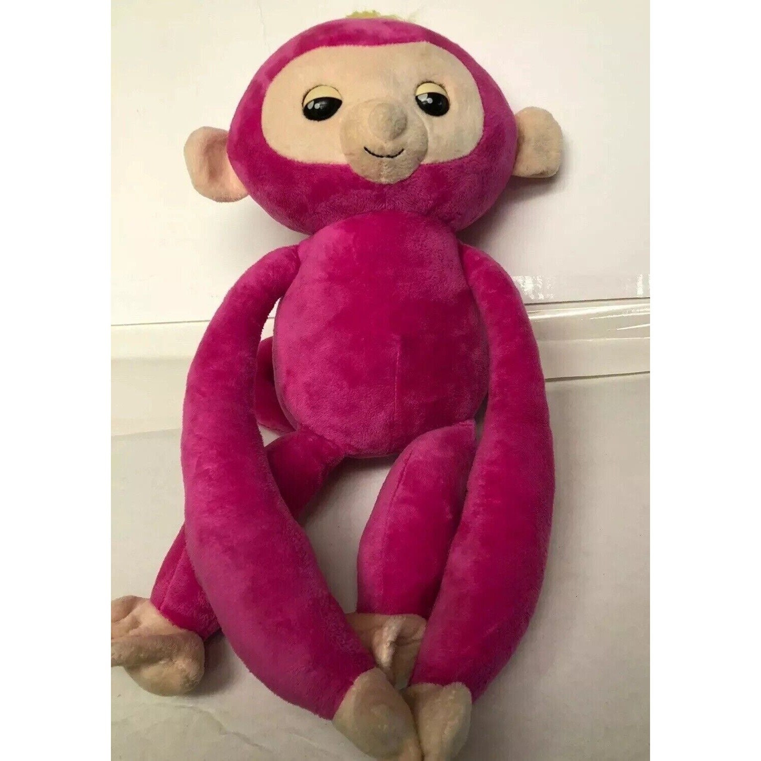 Fingerlings hugs purple monkey outlet