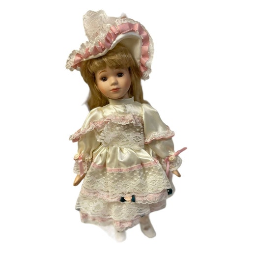 Vintage Heirloom Treasure Porcelain Doll by Happyland 17