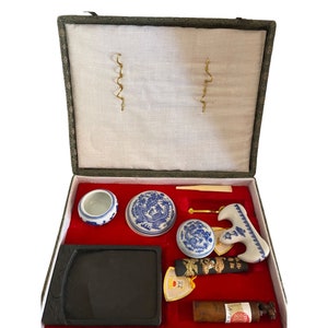 Oude Chinese kalligrafiestempelset presentatiedoos verzamelitem 9 x 7 x 2 inch